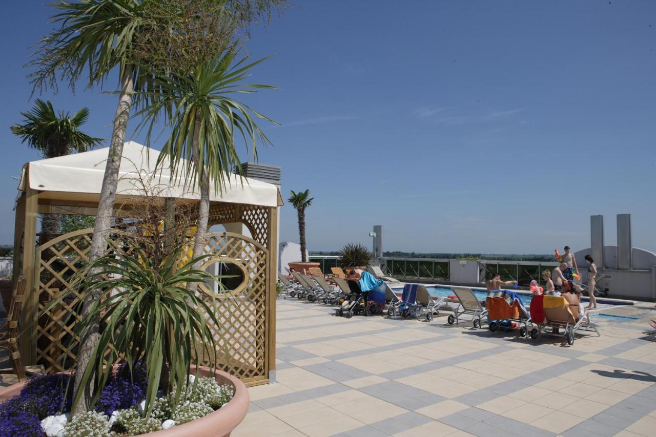 Eraclea Palace Appartements Eraclea Mare Eksteriør bilde